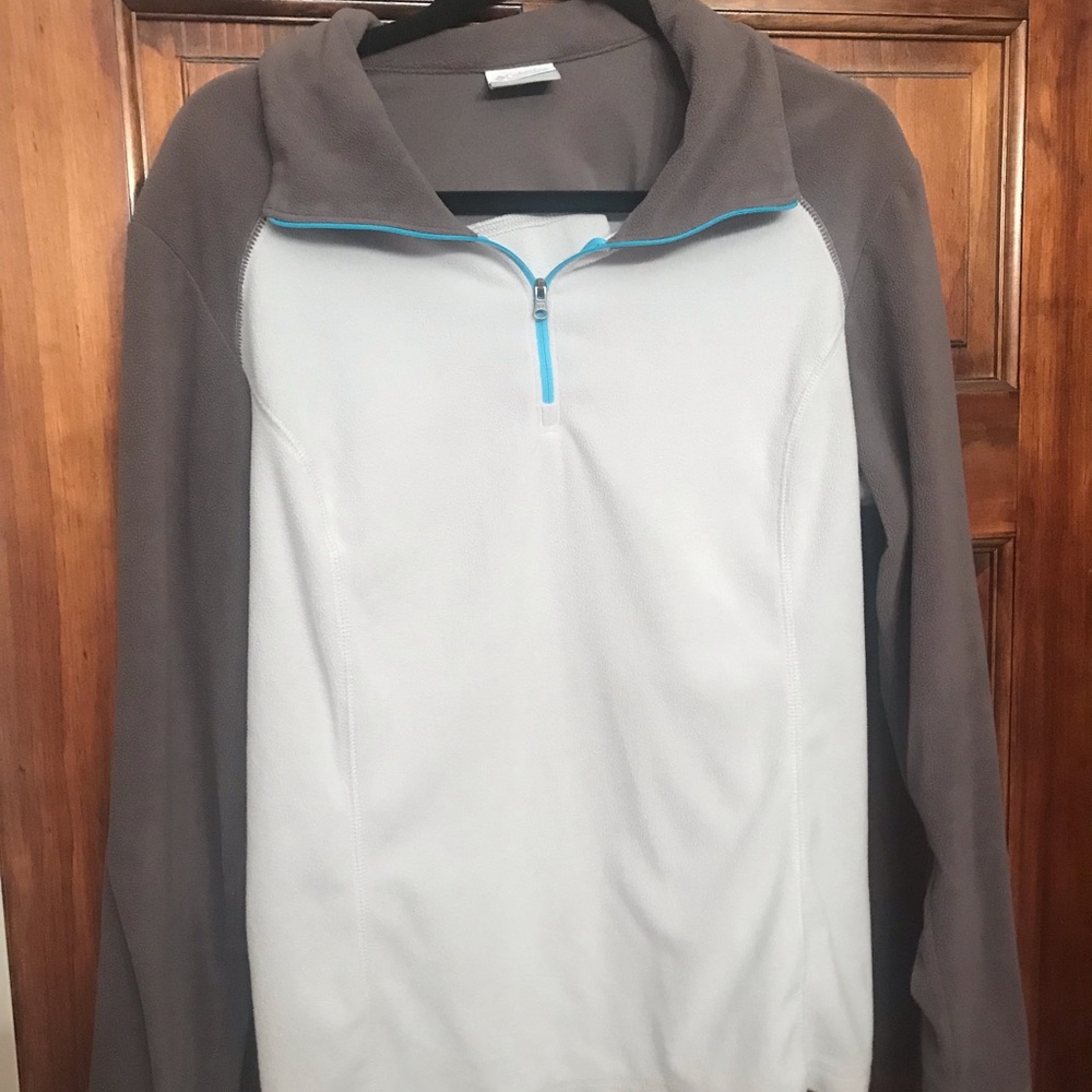 Columbia pullover